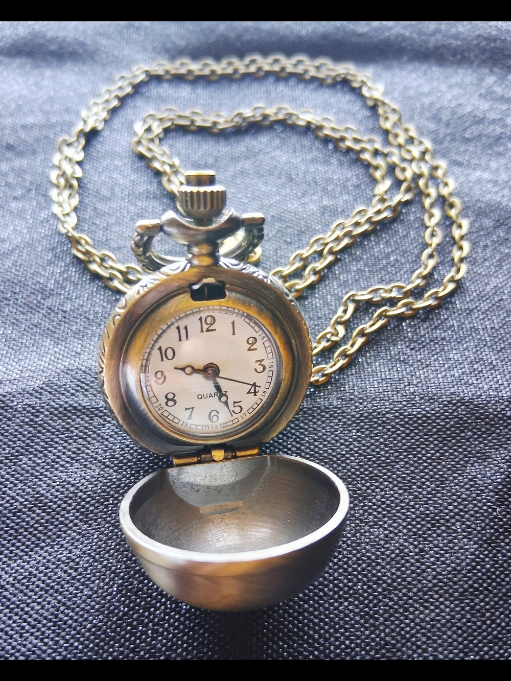 Vintage-Style Round Locket Pocket Watch Necklace - Gold Tone